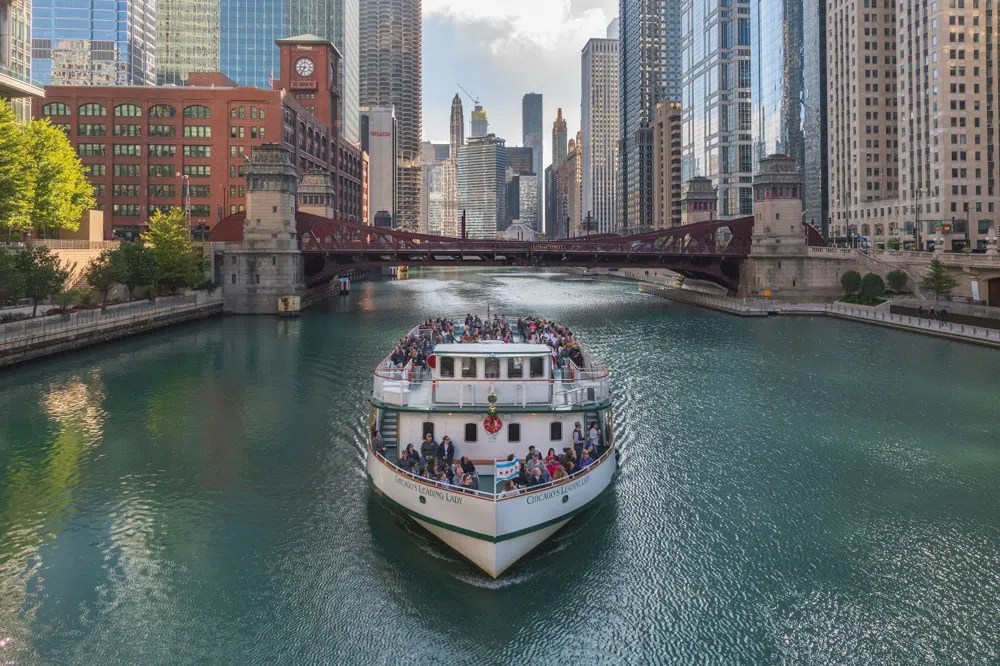 The City That Invented the Sky: Chicago's Architecture