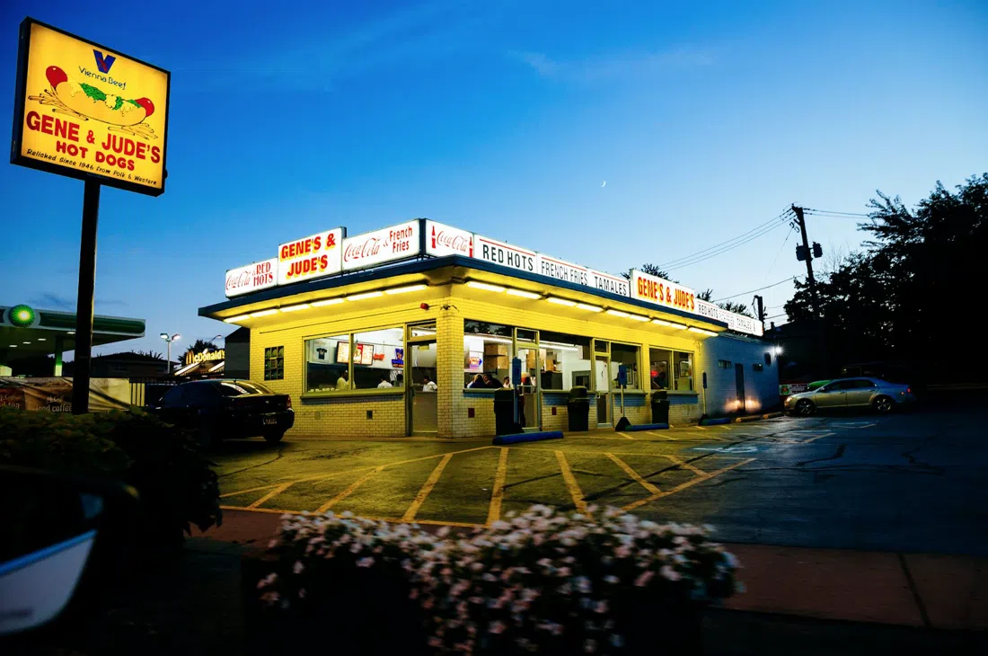 Gene & Jude's, Chicago