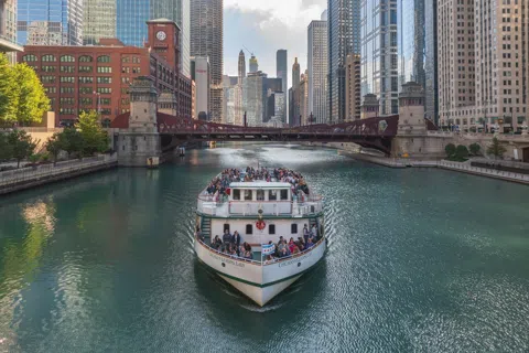 The City That Invented the Sky: Chicago's Architecture