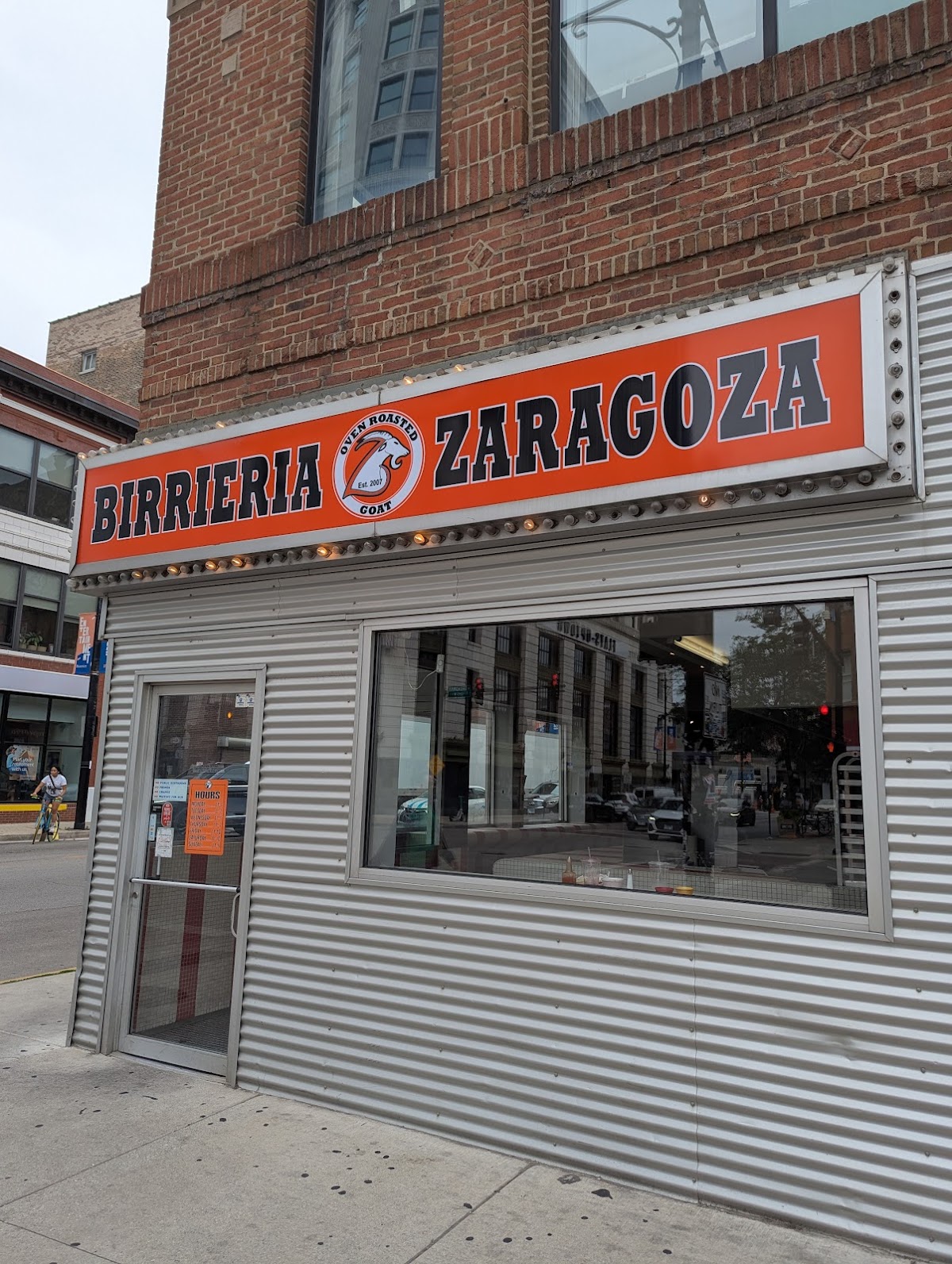 Birrieria Zaragoza — photo 6