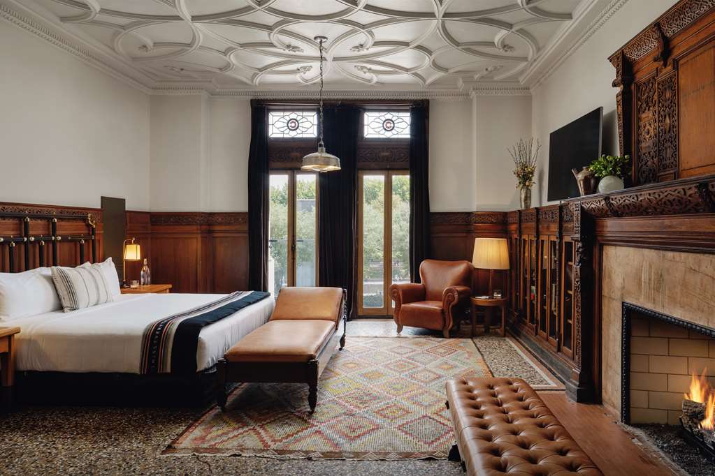 Chicago Athletic Association Hotel — photo 2